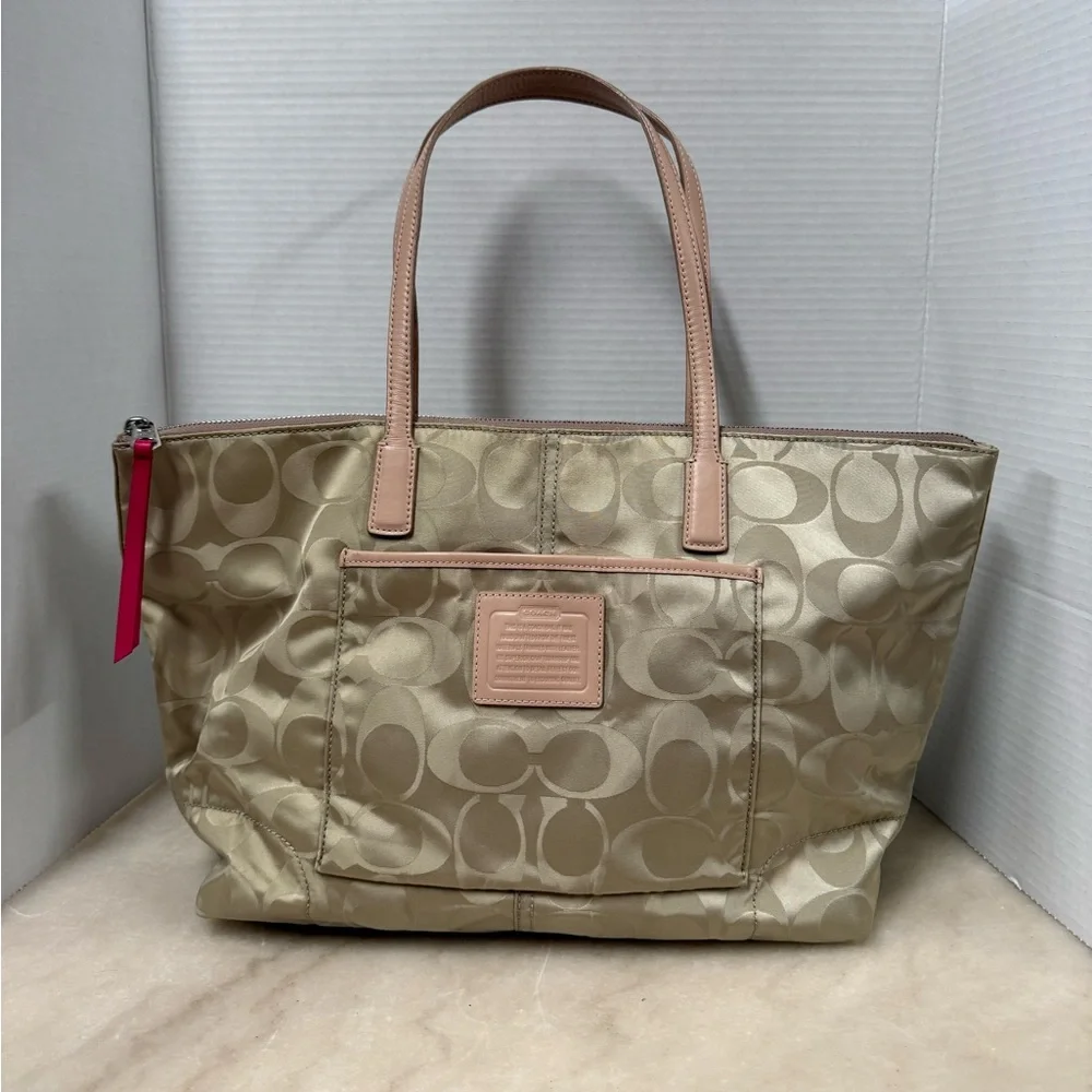 Coach Cream and Pink Tote Bag - Picture 2 of 8